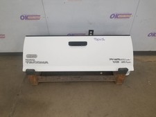 13 TOYOTA TACOMA PRERUNNER TAILGATE WHITE 040 WITH REAR VIEW CAMERA