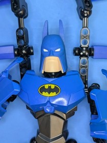 LEGO Bionicle DC Superheroes: Buildable Batman Figure - Set 4526 Hero Factory