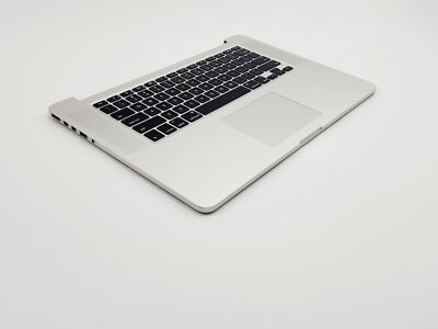 MacBook Pro 15'' A1398 Handauflage 2013 2014 Top Case funktionstüchtig Original US Tastatur