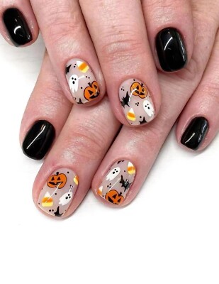 NAILS Do It Yourself 24 PCS Natural Delicate & Comfortable Halloween Short