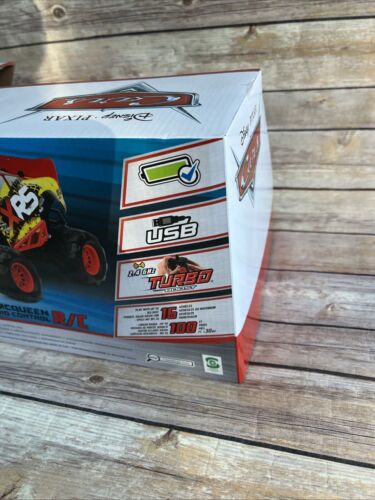 Disney Pixar Cars Lightning McQueen XRS 2.4 GHZ RC Car TURBO BOOST Racing 1:14 - Picture 6 of 8