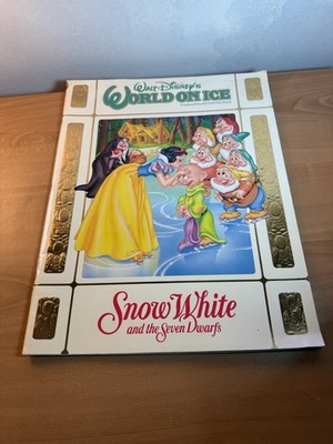Walt Disney's On Ice Official Snow White and the Seven Dwarfs