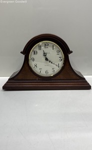 Howard Miller Fleetwood Mantel Clock Model 630-122 Hard Wood and Veneers