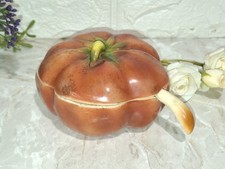 ANTICA SALSIERA CERAMICA CON CUCCHIAINO POMODORO INTEGRA PATINA ORIGINALE 