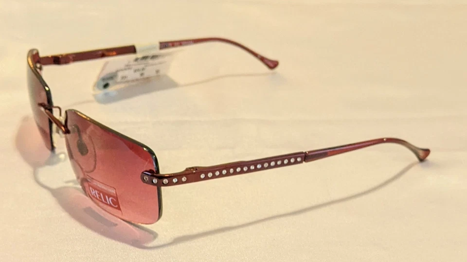 Óculos de sol feminino RELIC Novara metálico borgonha detalhes em strass novo em folha - Imagem 2 de 4