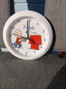 Peanut Charlie WALL CLOCK Peanuts Snoopy and Charlie Brown Vintage "9"