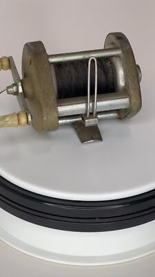 オーシャンシティ1600 Ocean City 1600 Vintage Metal Casting Fishing Reel, Read