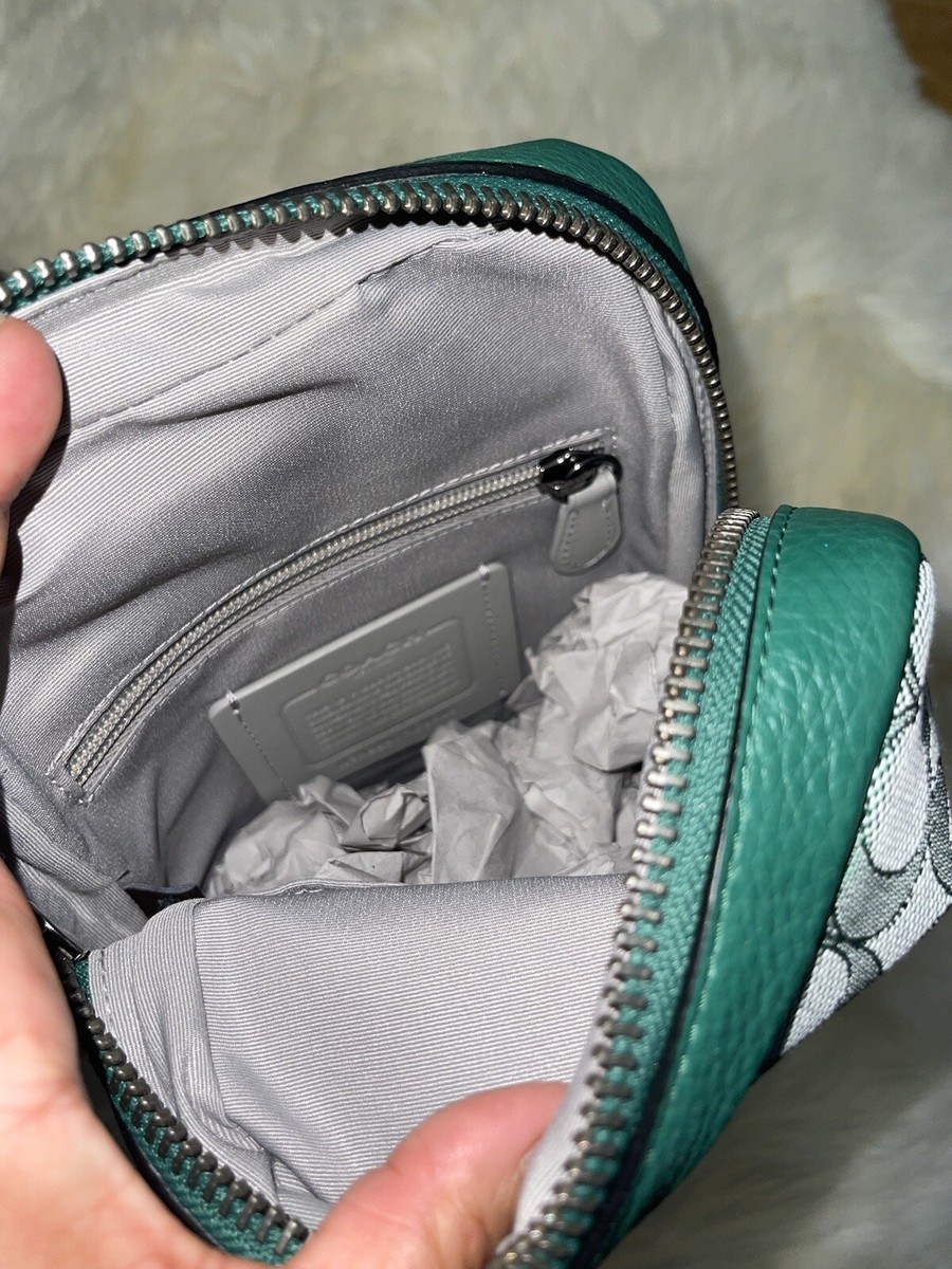 Coach Turner Backpack In Signature Jacquard Green C9609 for sale online | eBay Coach Turner Backpack In Signature Jacquard Green C9609 for sale online | eBay