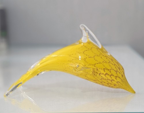 Vintage Style Art Glass Dolphin – Yellow Blown Glass Sea Animal Figurine - Picture 4 of 7