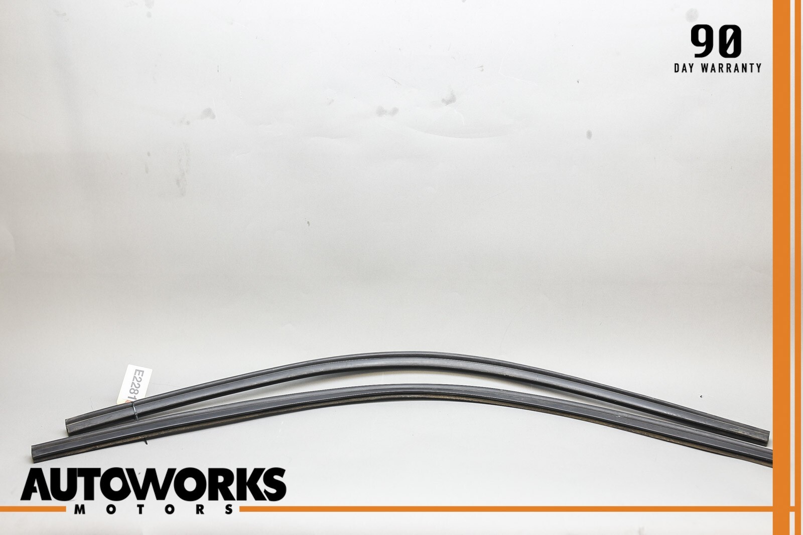 03-13 Maserati Quattroporte M139 Front Left Right Window Weather Strip Seal OEM