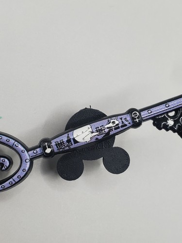 Pin Llave Misteriosa Pesadilla Antes de Navidad Disney Dr. Finkelstein Cero Raro - Imagen 2 de 3