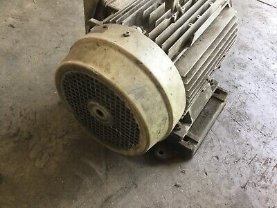Toshiba Induction Motor 3 PH 7.5 kw 1435/1740 rpm 200/220V Toshiba Induction Motor 3 PH 7.5 kw 1435/1740 rpm 200/220V