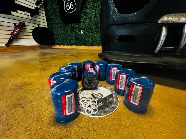 (20) FILTROS DE ACEITE ORIGINALES HONDA 15400-PLM-A02 Y JUNTAS DE TAPÓN DE DRENAJE Foto 3 de 4