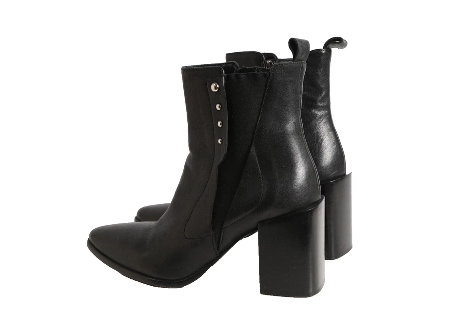 LAURA BELLARIVA Black Leather Pointed Toe Chunky Square Heel Ankle Boots Size 39 - Image 2 of 4