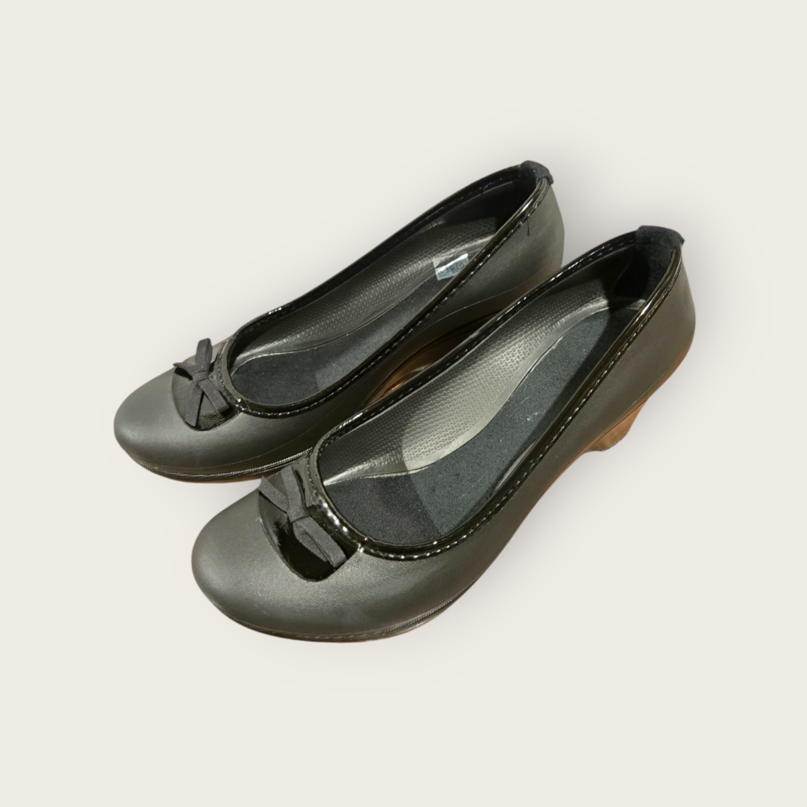 Crocs Lydia Wedge Heel Womens Dress Shoes Brown Size 8-image
