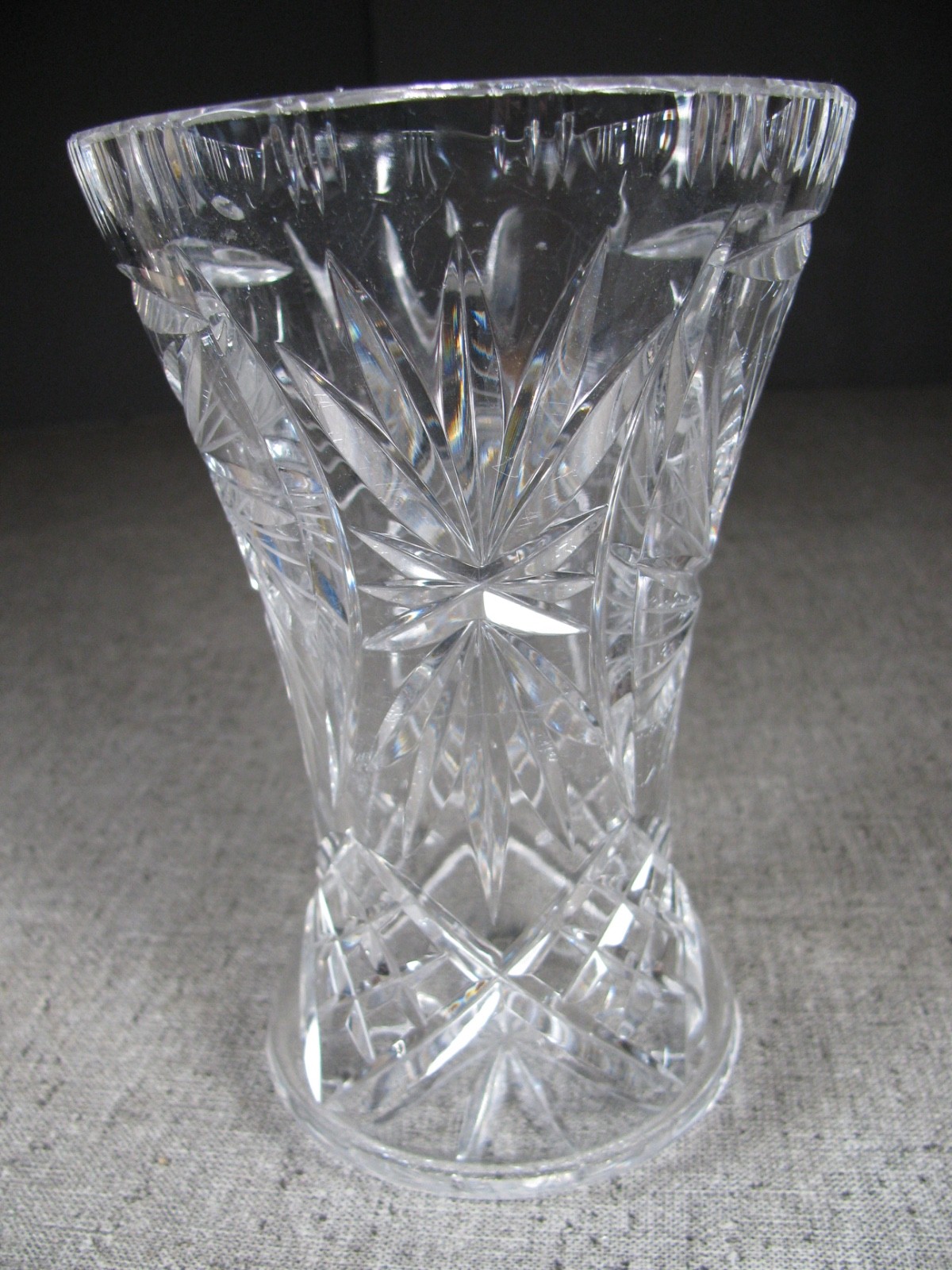 Vintage MCM CRYSTALEX Bohemian Pinwheel Cut Etched Star Crystal 6.25" Vase EUC