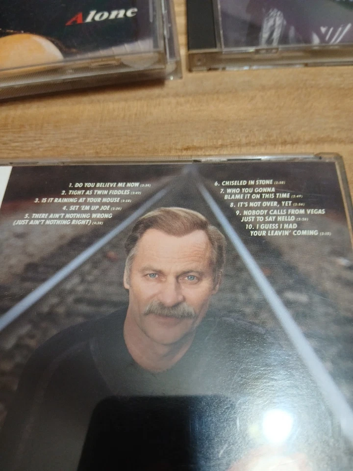 Chiseled in Stone by Vern Gosdin (CD, Mar-1988, Columbia (USA)) Foto 2 de 2