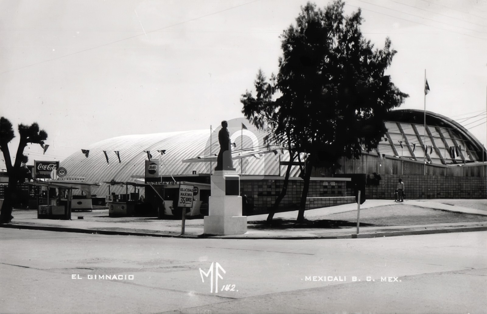 Mexicali Baja California México El Gimnacio c1950s RPPC Foto Postal COPIA