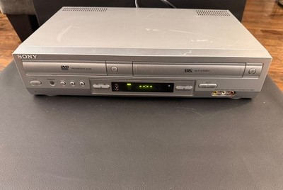 Sony DVD Player and VHS Hi-Fi Stereo Video Cassette Recorder SLV-D300P