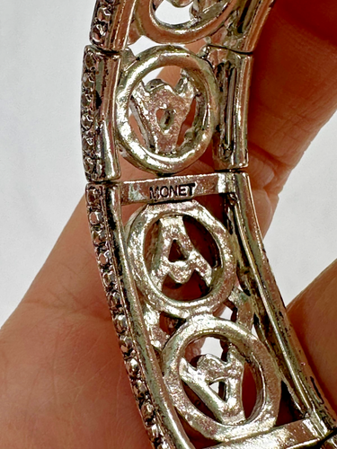 Monet Crystal Cuff Bracelet Dressy Silver Tone Rhinestones Flexible Vintage - Picture 9 of 15