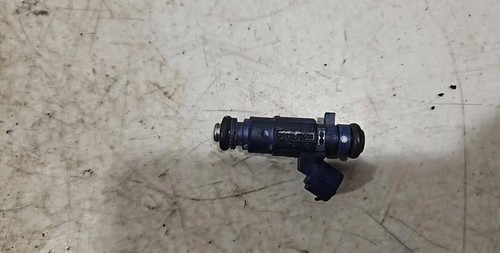 HYUNDAI i30 Estate GD Einspritzdüse 353102B000 1.40 Petrol 74kw 2013 34702113