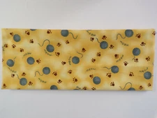 New Vintage Cat 100% Cotton Fabric Piece 10" x 42" YARN BALL MEOWS & PAW PRINTS