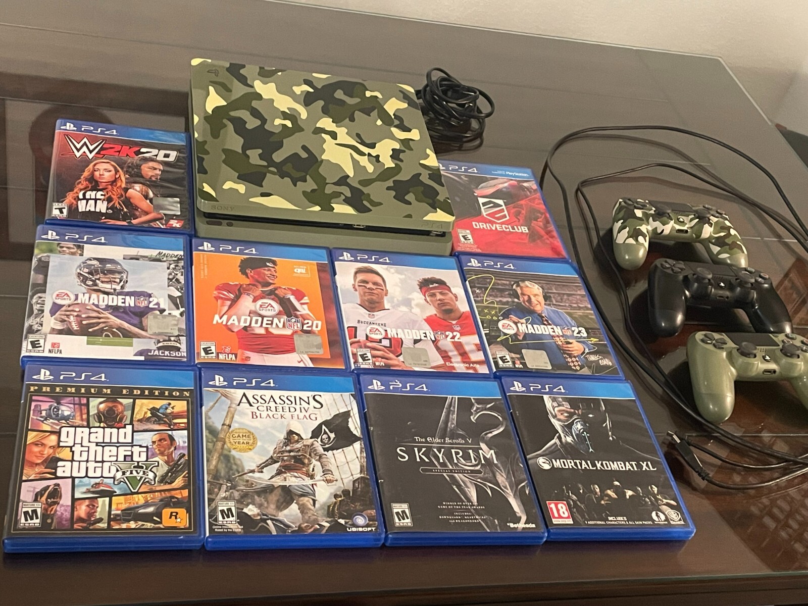 Army Fatigue PS4 Console Limited Edition