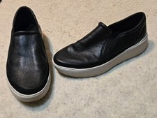 Vionic Kearny Sneaker Black Leather Size 8 Slip On Platform Comfort Shoes