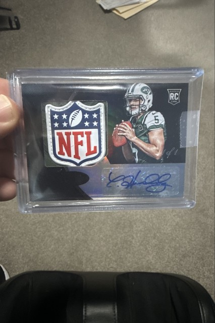 2016 Panini Certified - NFL Shield Auto Christian Hackenberg #214 1/1 (AU, RC)