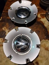 Original VW Radnabendeckel Emblem Zwei Stück.