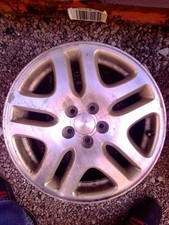 Wheel 16x6-12 Alloy 10 Flat Spoke Gold Inlay Fits 00-04 Legacy 480081 Wheel 16x6-12 Alloy 10 Flat Spoke Gold Inlay Fits 00-04 Legacy 480081