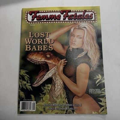 Femme Fatales Vol. 9 No. 6 LOST WORLD BABES Switchblade October 2000