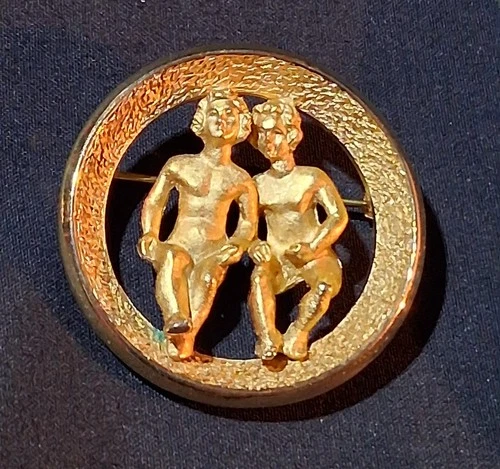Vintage Crown Trifari Gold Tone Gemini Twins Zodiac Brooch Pin Signed Jewelry