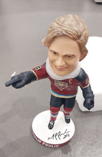 SIGNED MARIE-PHILIP POULIN BOBBLEHEAD PWHL MONTREAL VICTOIRE LIMITED EDITION