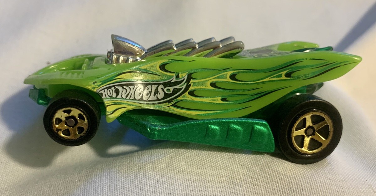 Hot Wheels タンクカー 赤/緑 Hot Wheels タンクカー 赤/緑 JAY LENO TANK CARのレビュー！戦車の