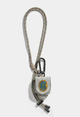 Coach Wireless Earbud Airpod Case In Signature Canvas w/ Coach Patch ~NWT~ 89475