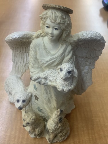 Figurine United Design Corp. Ange Avec Fleurs - Édition Limitée 1116/10000 - 10 Pouces