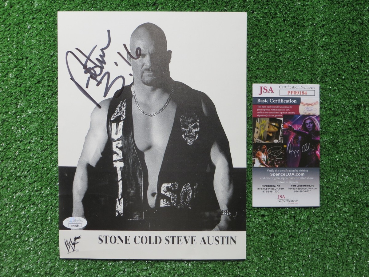 テキサスのガラガラ蛇　スティーブ・オースチン　直筆サイン色紙（WWEスター） STONE COLD STEVE AUSTIN SIGNED 7.5x10 WWE WWF Black&White PHOTO