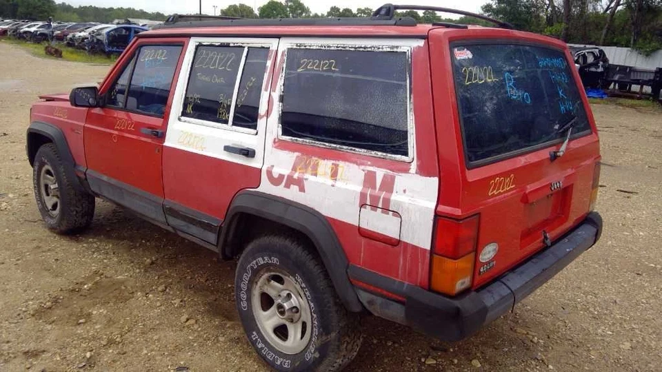 (LOCAL PICKUP ONLY) Hood Fits 87-96 CHEROKEE 571799 Foto 4 de 4