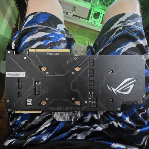 ASUS ROG Strix NVIDIA GeForce RTX 2080 Ti OC 11GB With Waterblock