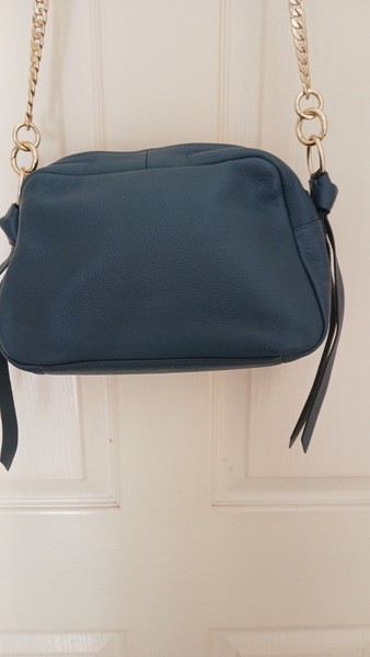 Mimco Blue Leather Shoulder Bag, Gold Chain Detachable Strap, Zip Closure