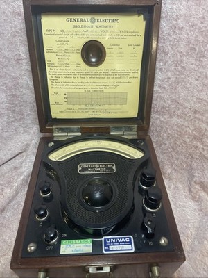 Vintage General Electric Alternating Current Voltmeter Type P-3 Test Equipment