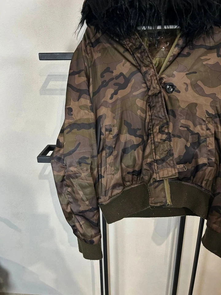 VTG Japanese Hysteric Style MILITARI Fur Hooded Bomber Jacket 90s Y2K - Image 3 of 4