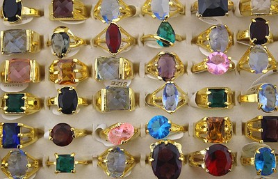 50 Stck. Große Posten Neu Schmuck Imitat Zirkonia Damenring Ringe