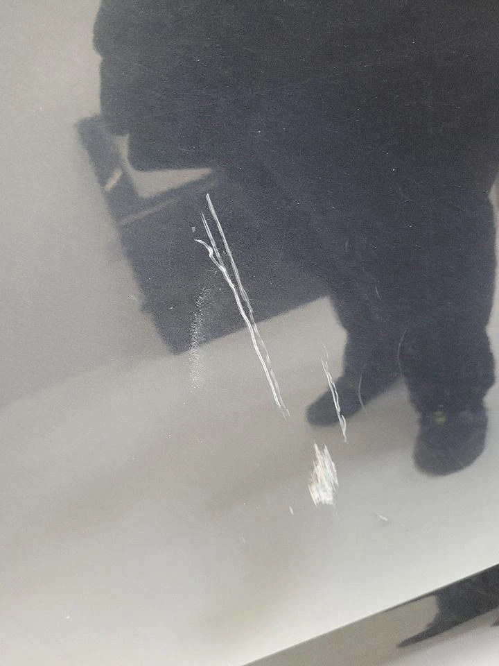 00-06 CHEVROLET TAHOE RH Passenger Rear Side Door W Privacy Tint Glass Gray - Изображение 4 из 4