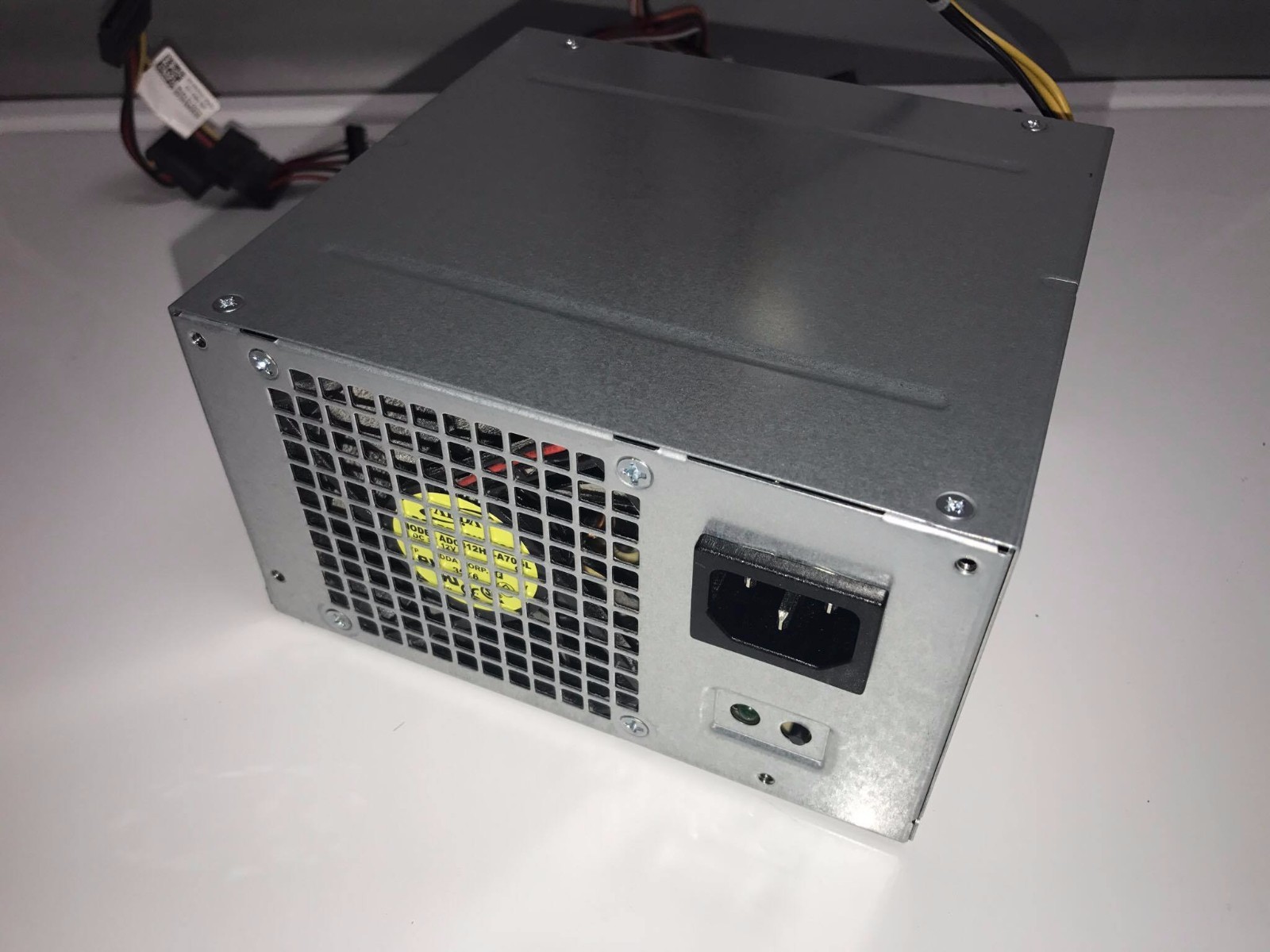 Dell H275AM00 061J2N Desktop 275W Power Supply Dell Optiplex 3010 7010