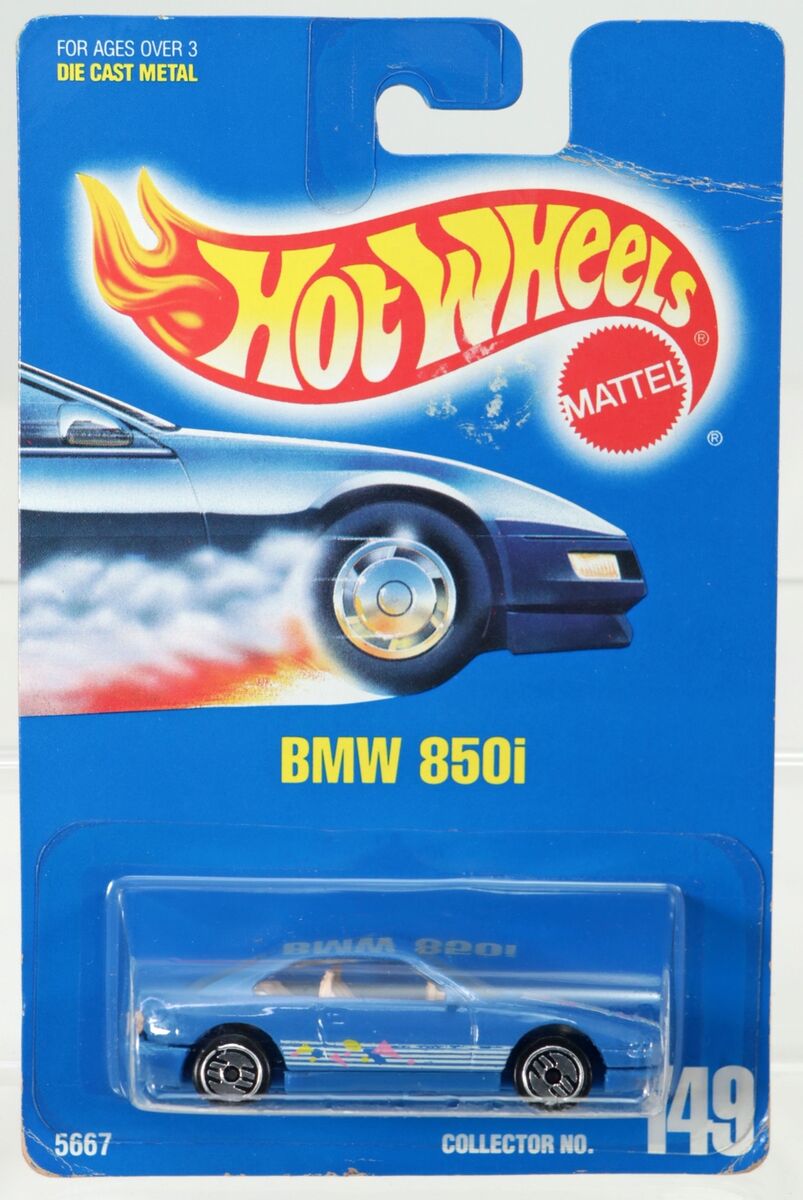 Hot Wheels BMW 850i - 5667 Never Removed from Pack 1991 Hot Wheels BMW 850i - 5667 Never Removed from Pack 1991