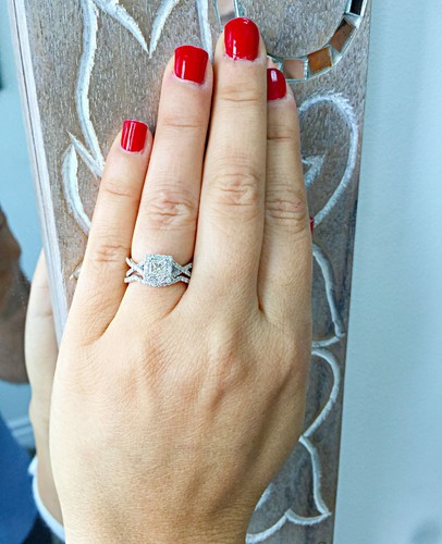 14K WHITE GOLD PRINCESS CUT SIMULATED DIAMOND ENGAGEMENT RING AND BAND 1.50CT - Picture 2 of 10