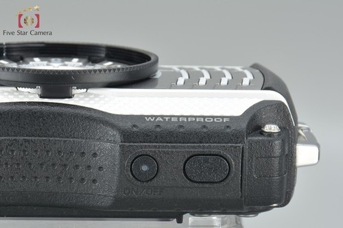 Excellent!! RICOH WG-4 Silver 16.0MP Digital Camera w/Box - Picture 13 of 14