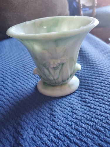 VINTAGE Akro Agate Green Swirl Lily Slag Milk Glass Vase 1930's Made In USA